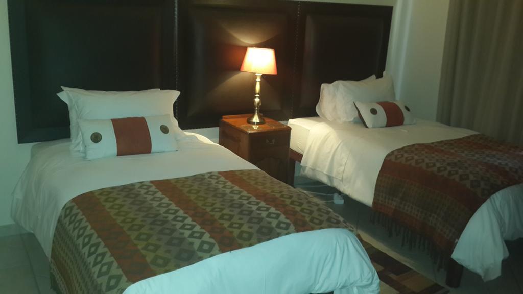 Magaliqua Guest House Noordheuwel Rom bilde