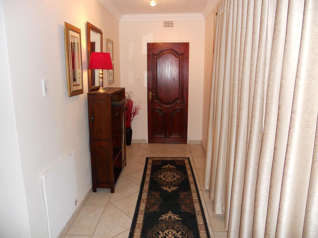 Magaliqua Guest House Noordheuwel Rom bilde
