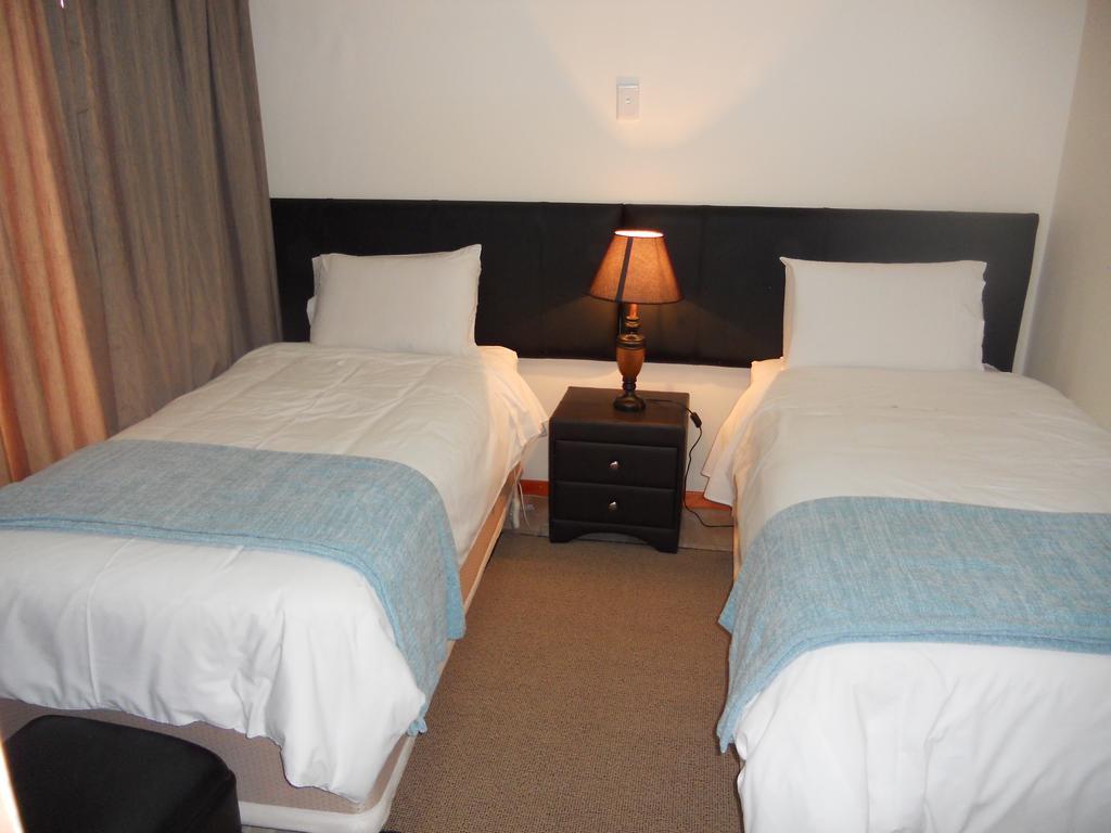 Magaliqua Guest House Noordheuwel Eksteriør bilde